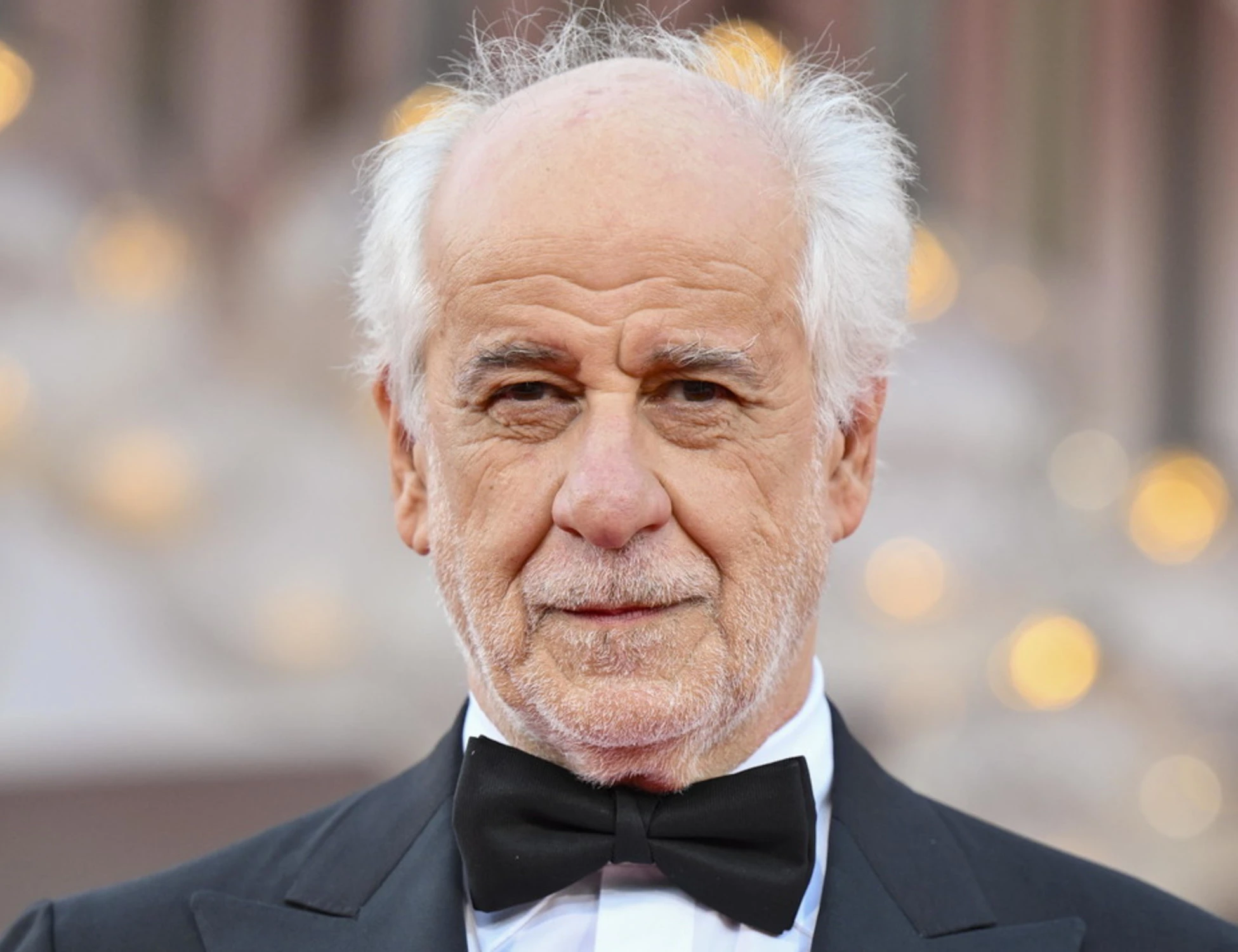 Toni Servillo e gli altri giuristi da bar per il "No"