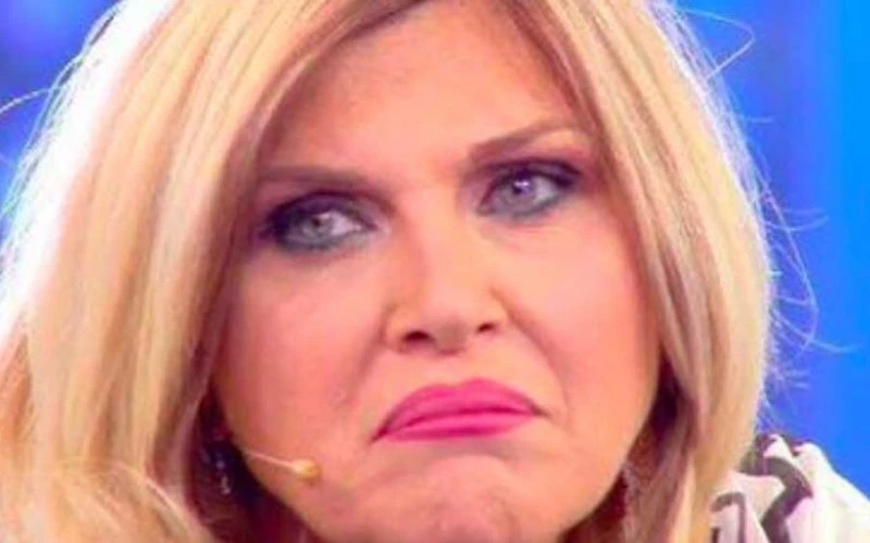 Isola dei famosi, il clamoroso fuorionda di Nadia Rinaldi: "Io non posso dire..."