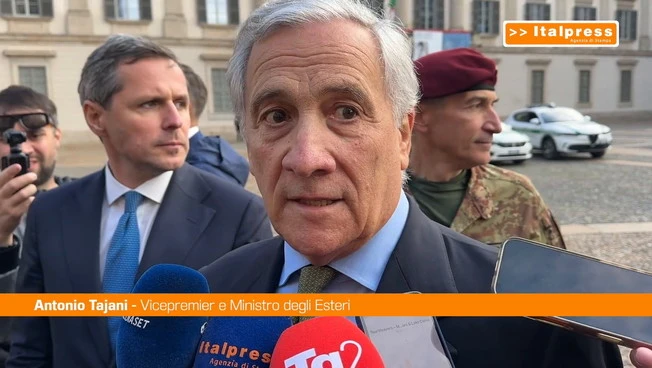 Tajani a Milano al presidio Strade Sicure "I Parà resteranno finché necessario"