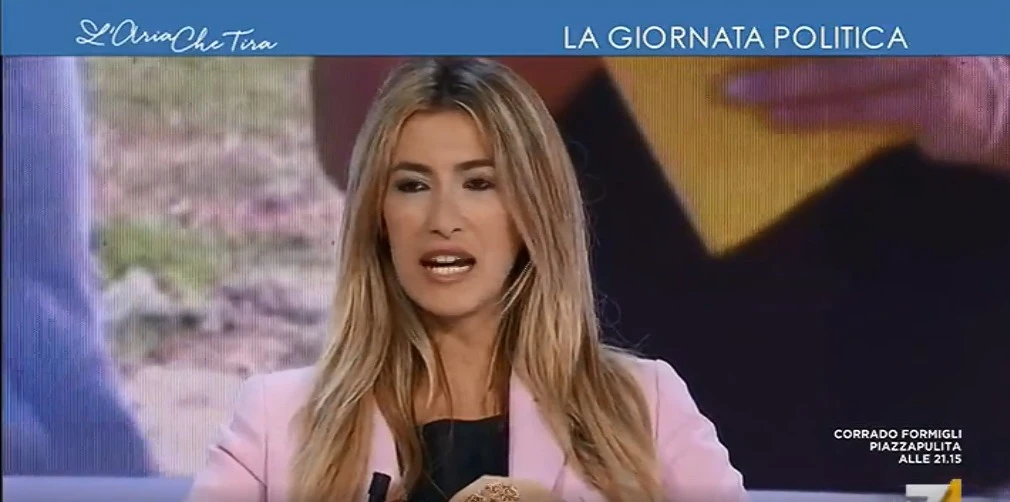 L'Aria che tira, Annalisa Chirico è sicura: "Anche dal M5s passano con Matteo Renzi"