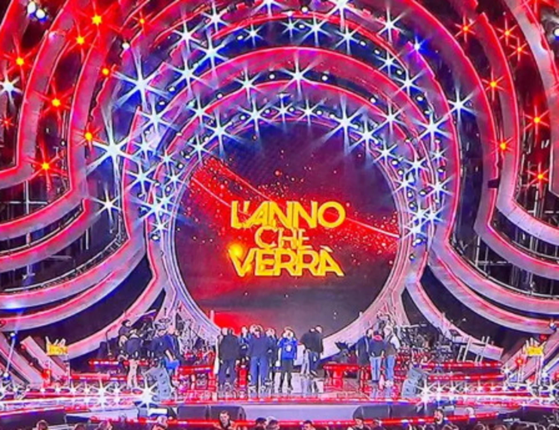 L'anno che verrà, il pesante sospetto: "Le bollicine dello sponsor..."