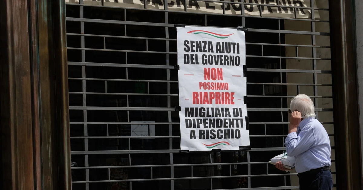 Franco Bechis contro Giuseppe Conte: "I cadaveri di fronte al suo ufficio che finge di non vedere"