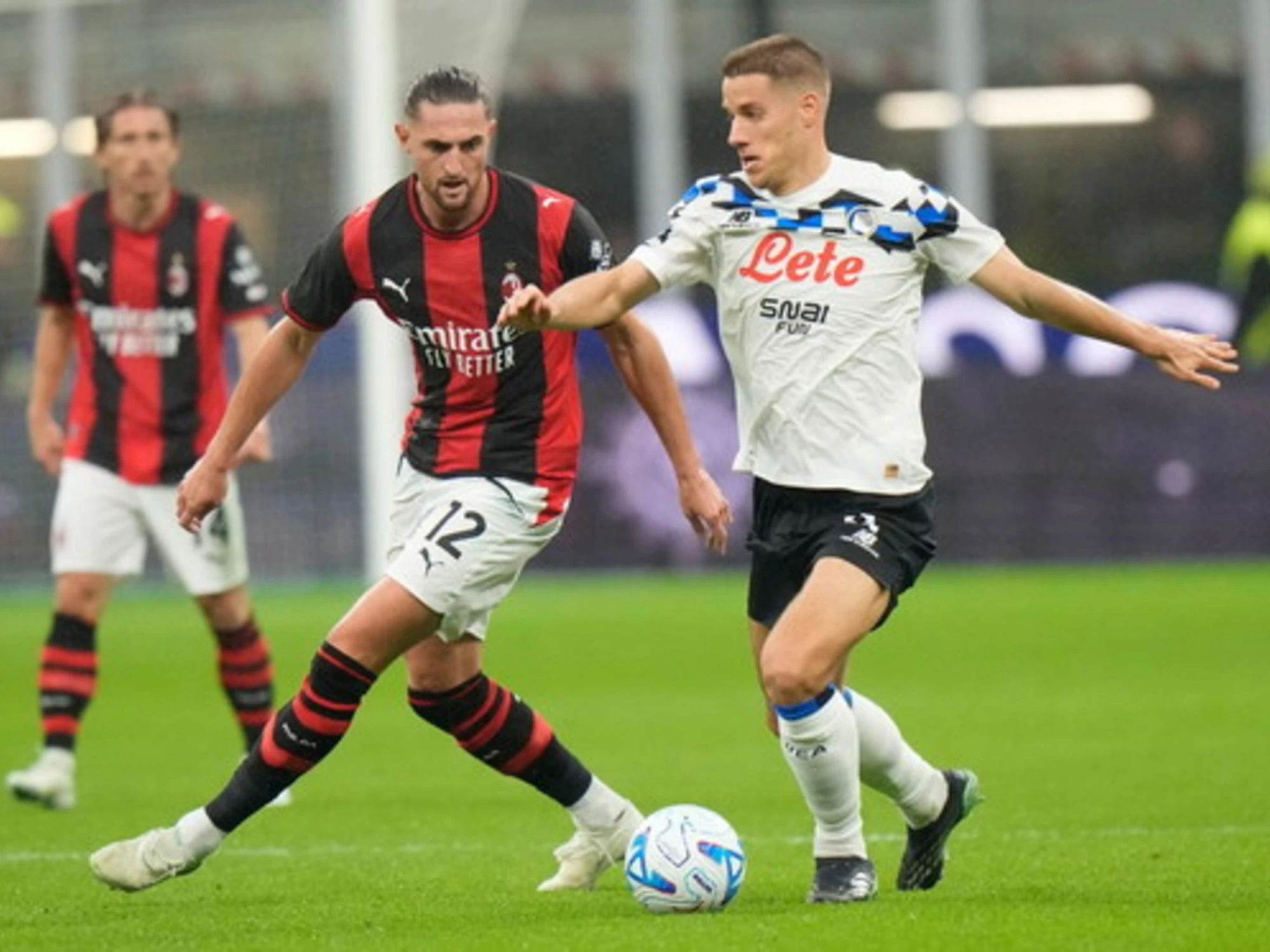 Serie A, il Milan batte l'Atalanta 3-2: continua la risalita in classifica