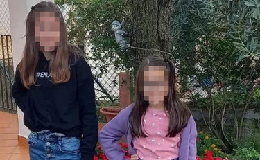 Sorelle scomparse, niente carcere ma obbligo di dimora per mamma, nonno e patrigno