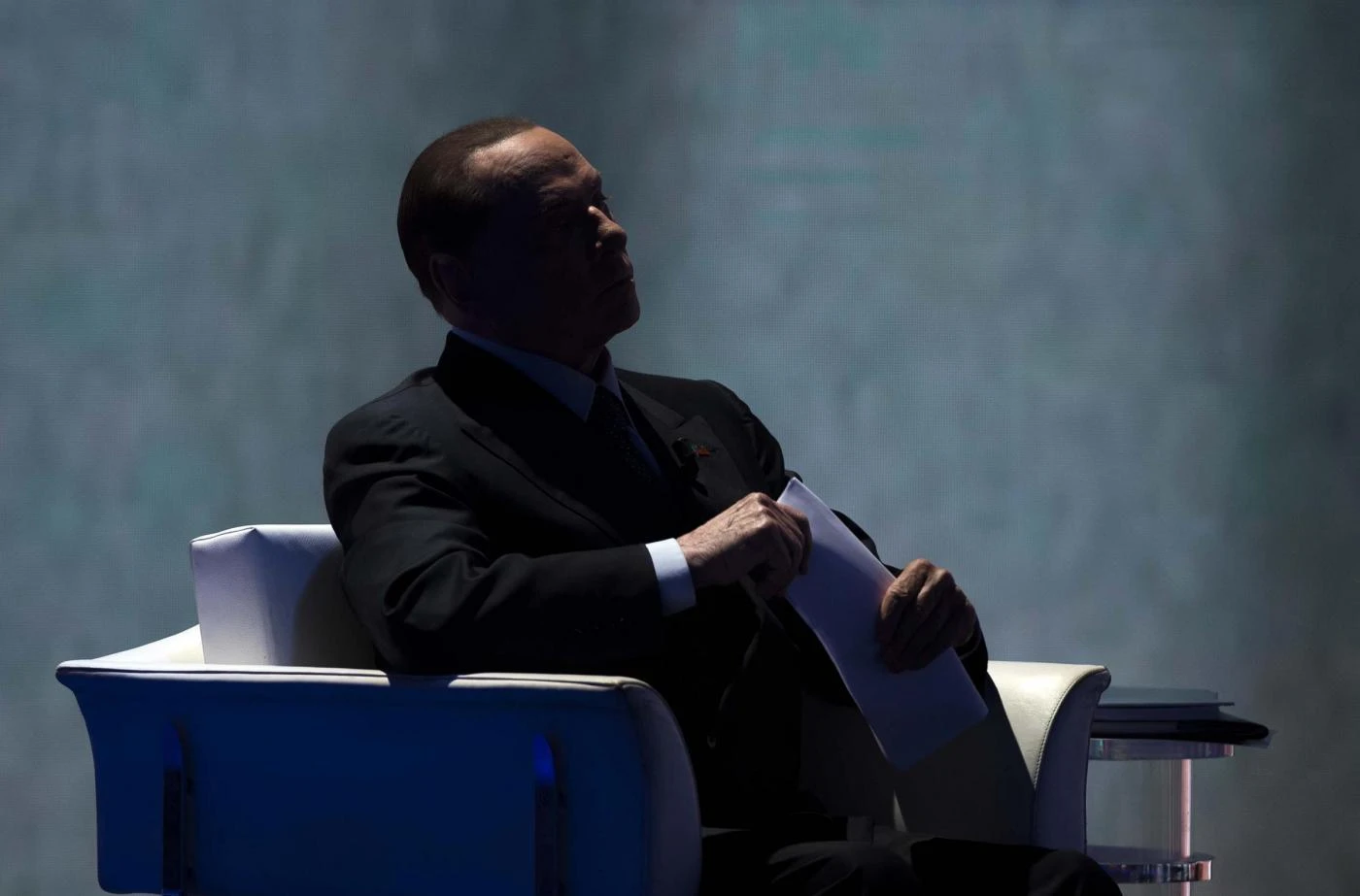 Silvio Berlusconi: "Nella mia casa in Sardegna cresce l'erba del viagra"
