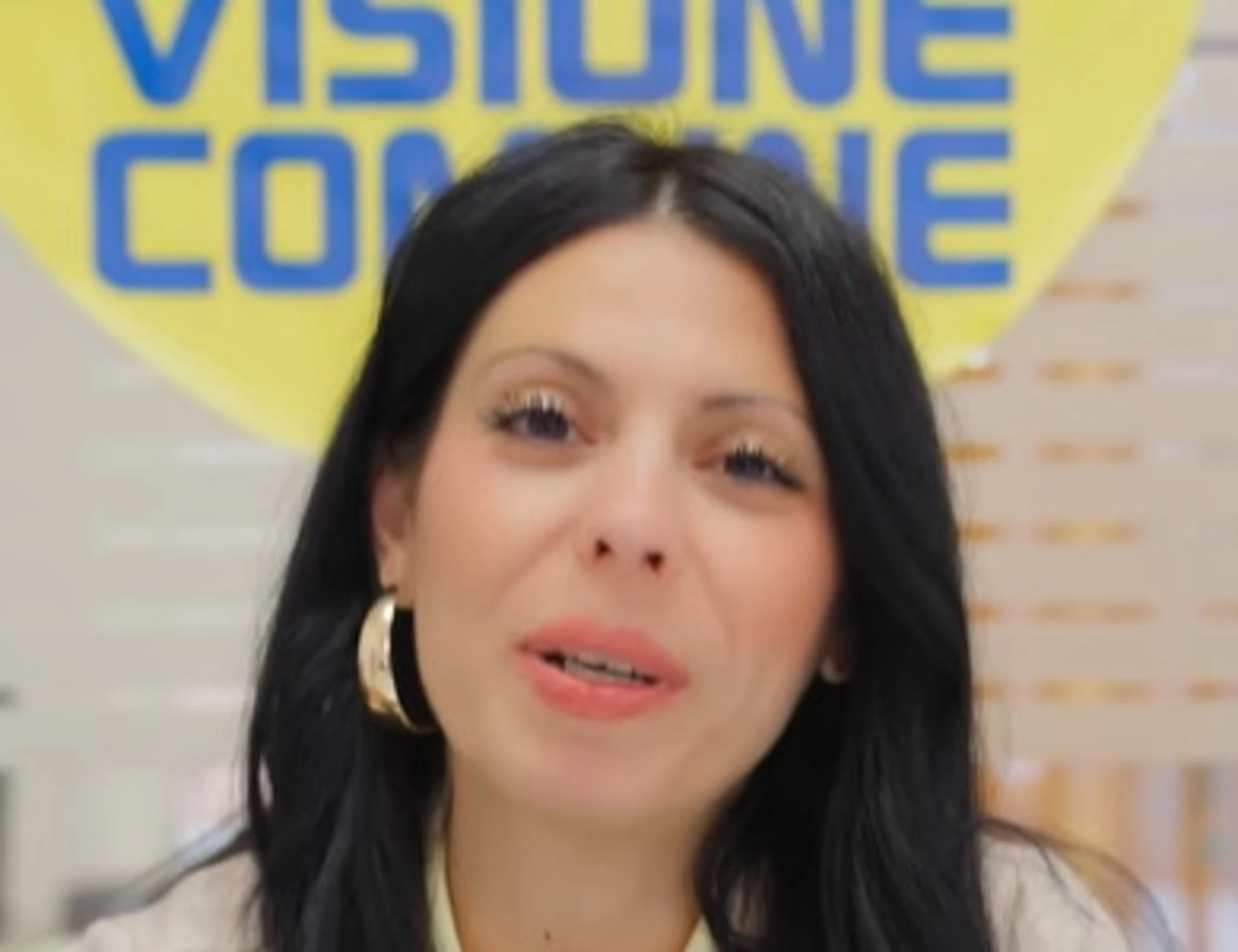 Montorio al Vomano, "prendi la scopa e fai qualcosa": il sindaco di destra fa impazzire il Pd in aula