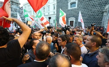 Campo largo, cortocircuito nella piazza rossa: si accusano di fascismo pure tra loro