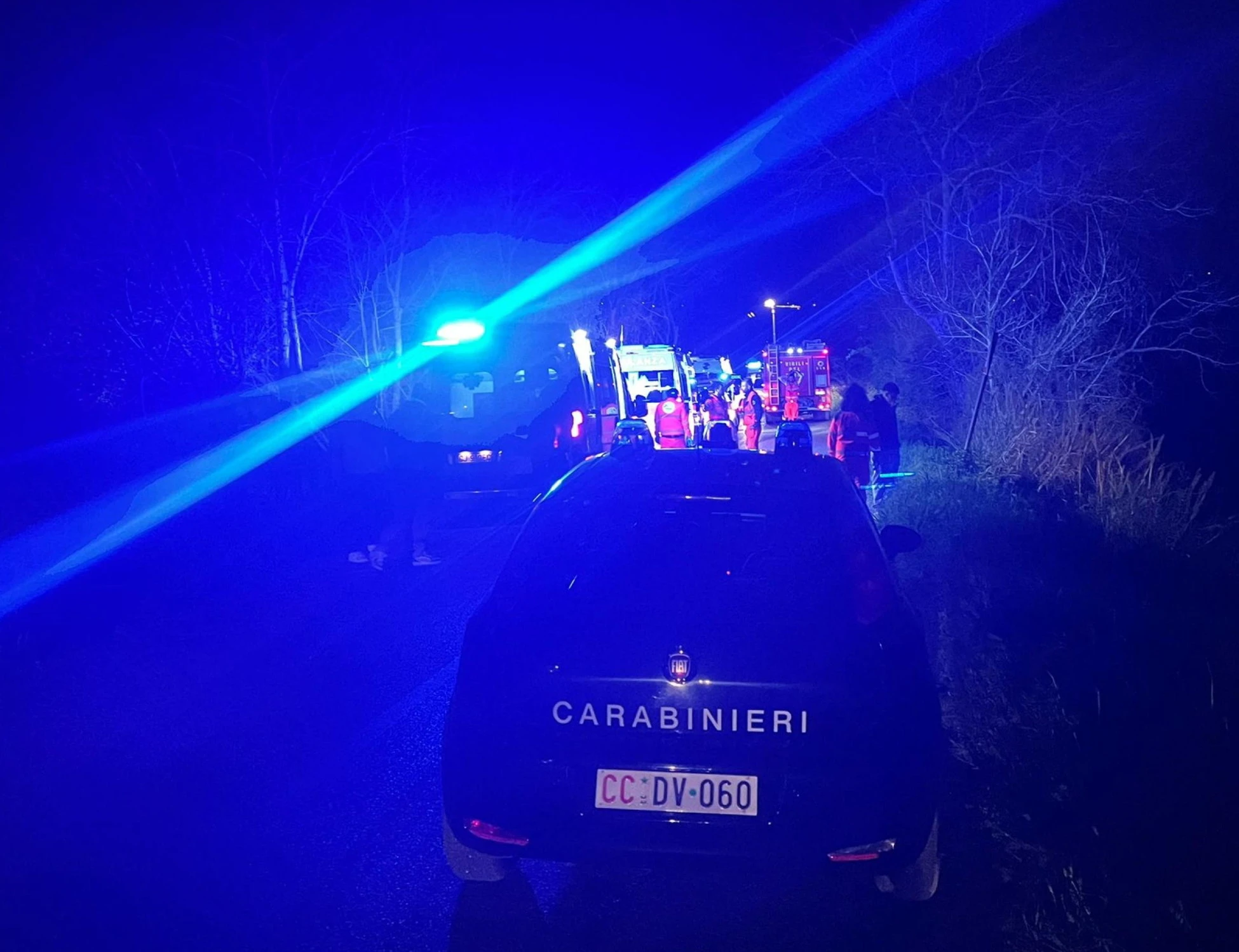 Lodi, si ferma per aiutare un cane e viene accoltellata: sospetto sconcertante