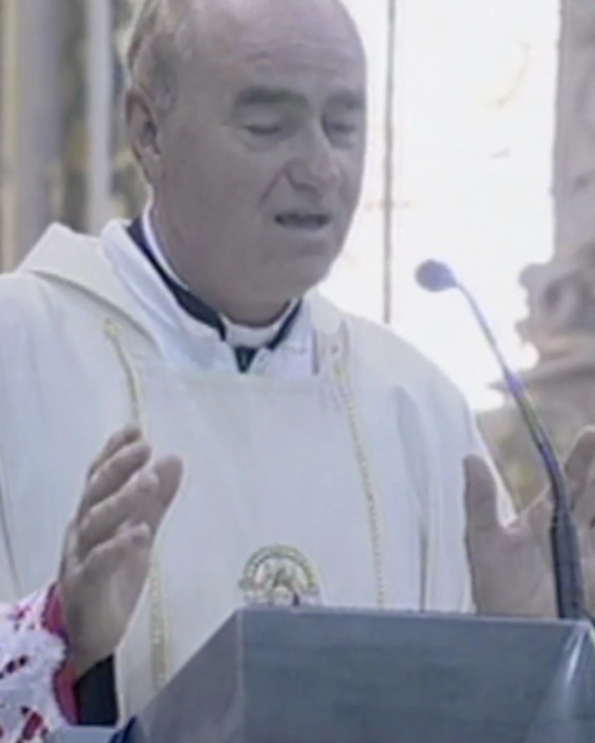 Garlasco, altra svolta clamorosa: il ricatto a don Gregorio