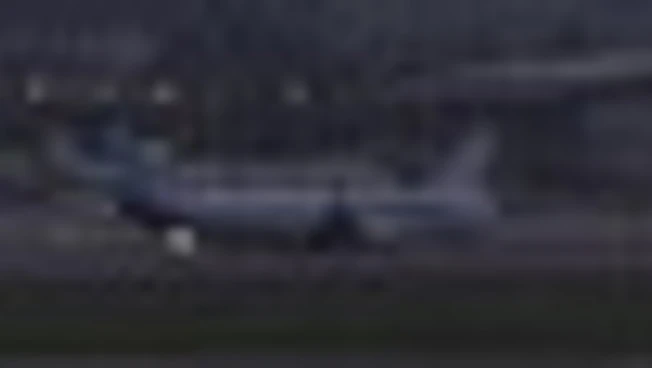 I passeggeri del volo flydubai atterrano a Tel Aviv