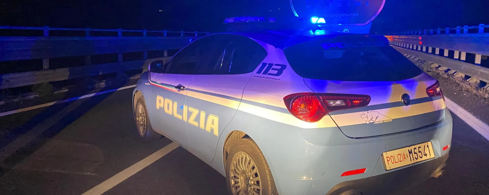 Rapina una donna e distrugge le auto: chi è l'incubo di Lecce