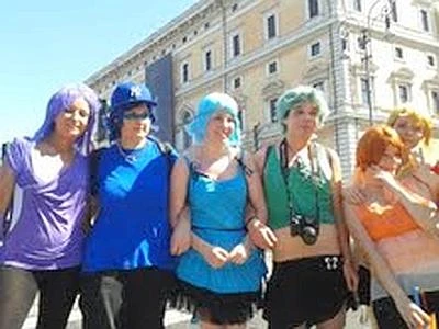 Gay Pride Roma, un lungo serpentone sulle note dei Queen: "Siamo in 150 mila"