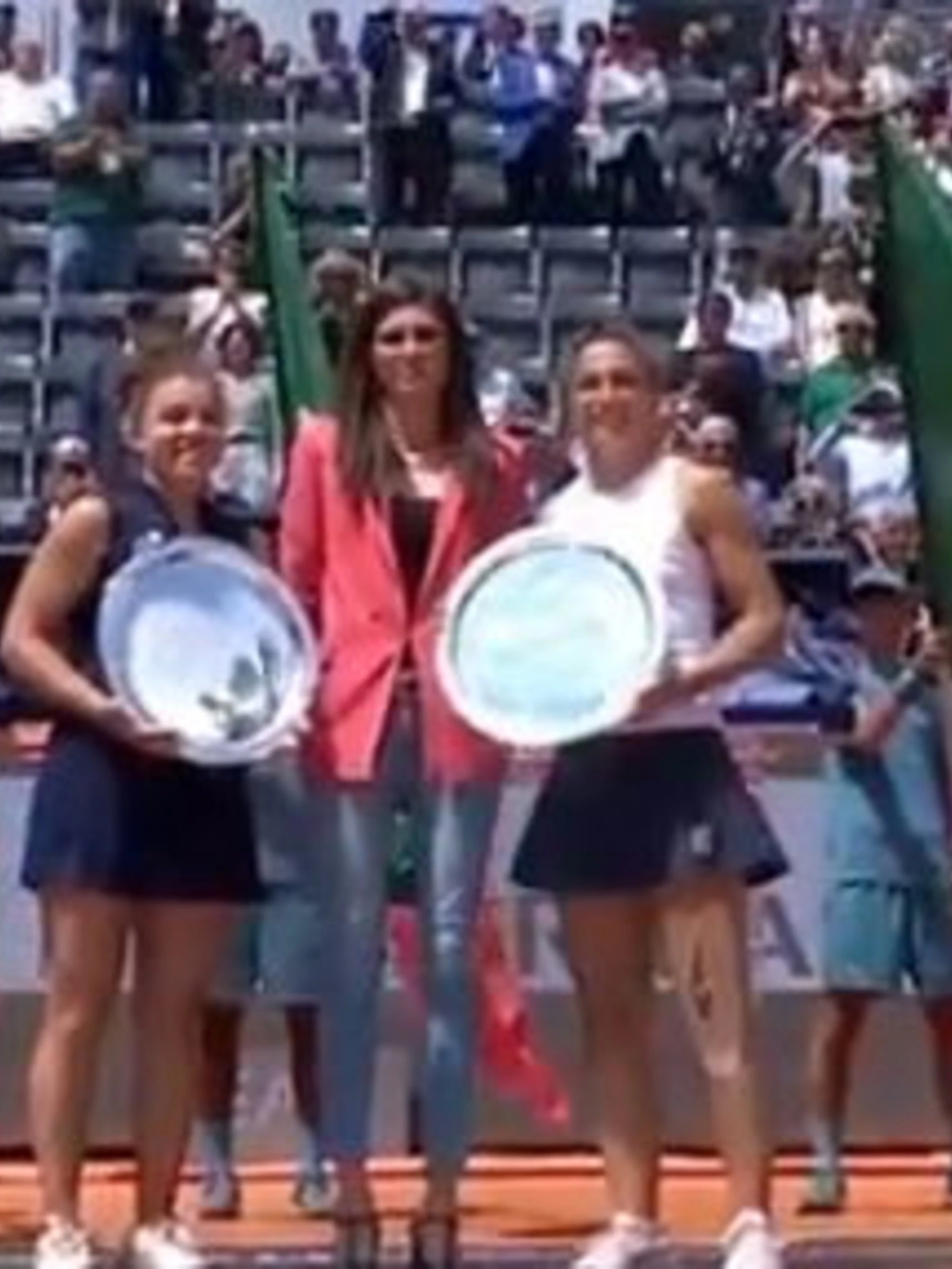 Paolini-Errani, che trionfo! In due set vincono anche il doppio