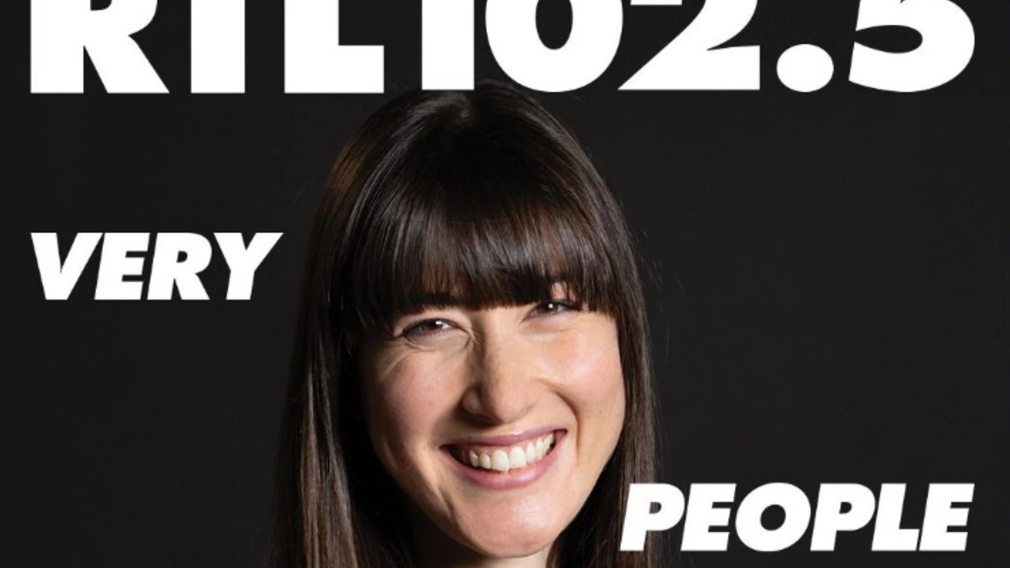 Rtl 102.5 con la campagna 2025 celebra 20 anni di "very normal people"