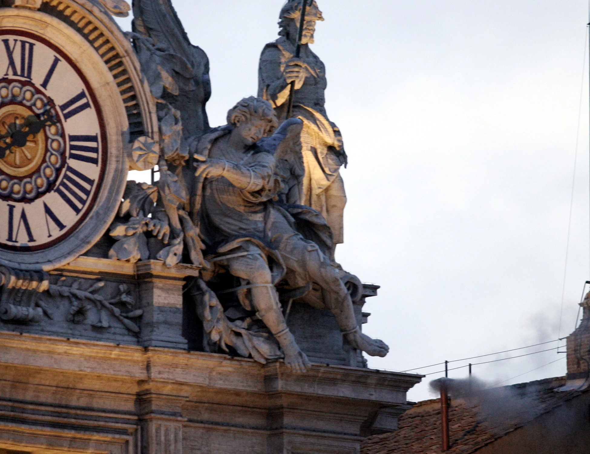 Conclave, "la fumata non prima delle 19"