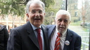 Addio a Giulio Santagata, il dolore di Prodi: con lui fondò l'Unione e poi il Pd