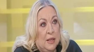 Maria Giovanna Maglie contro Papa Francesco: "A spasso? C'è chi può: il buon esempio del buon Pastore"