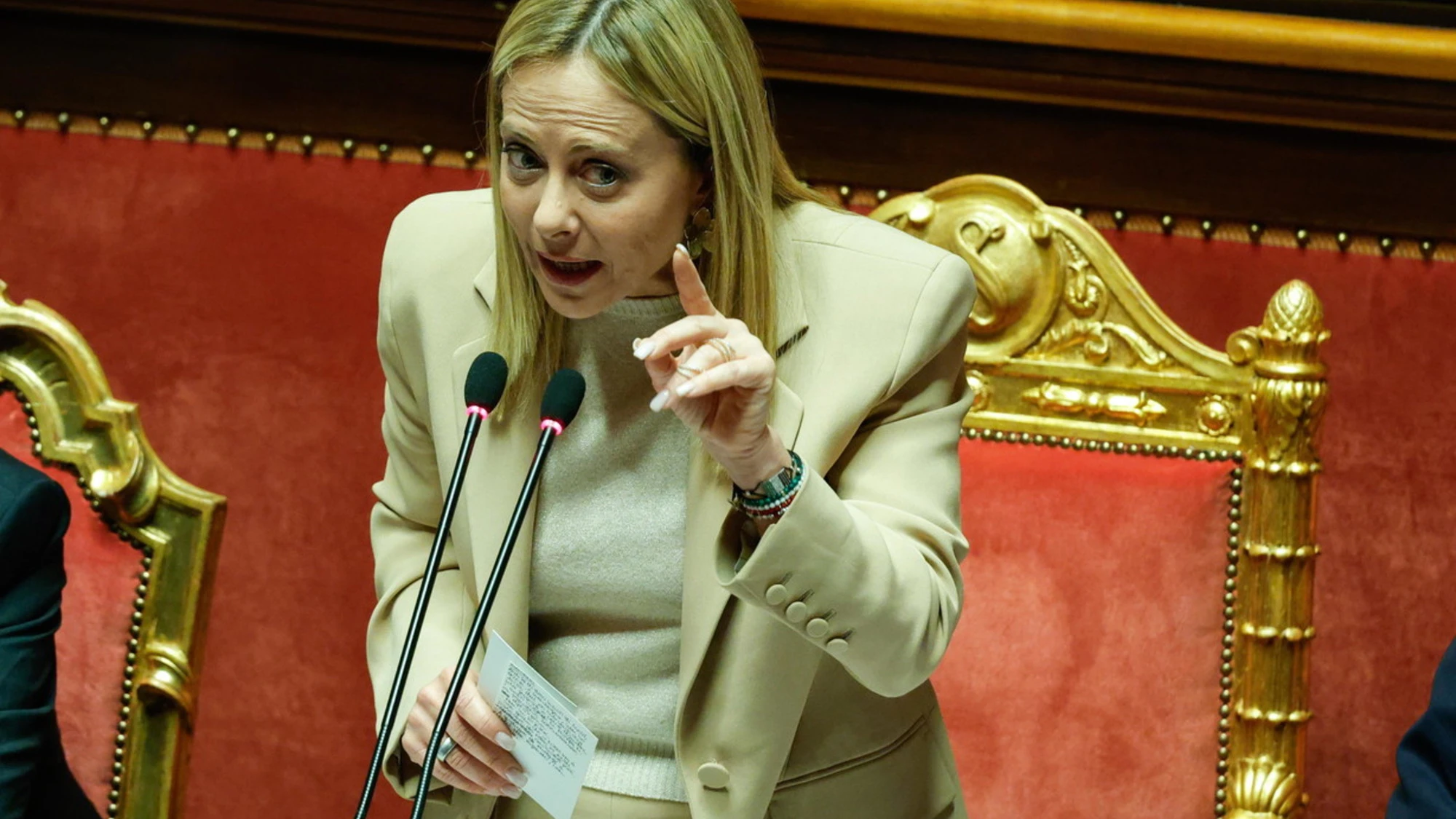 Scontro in Aula: Meloni, Schlein o Conte, chi ha vinto?