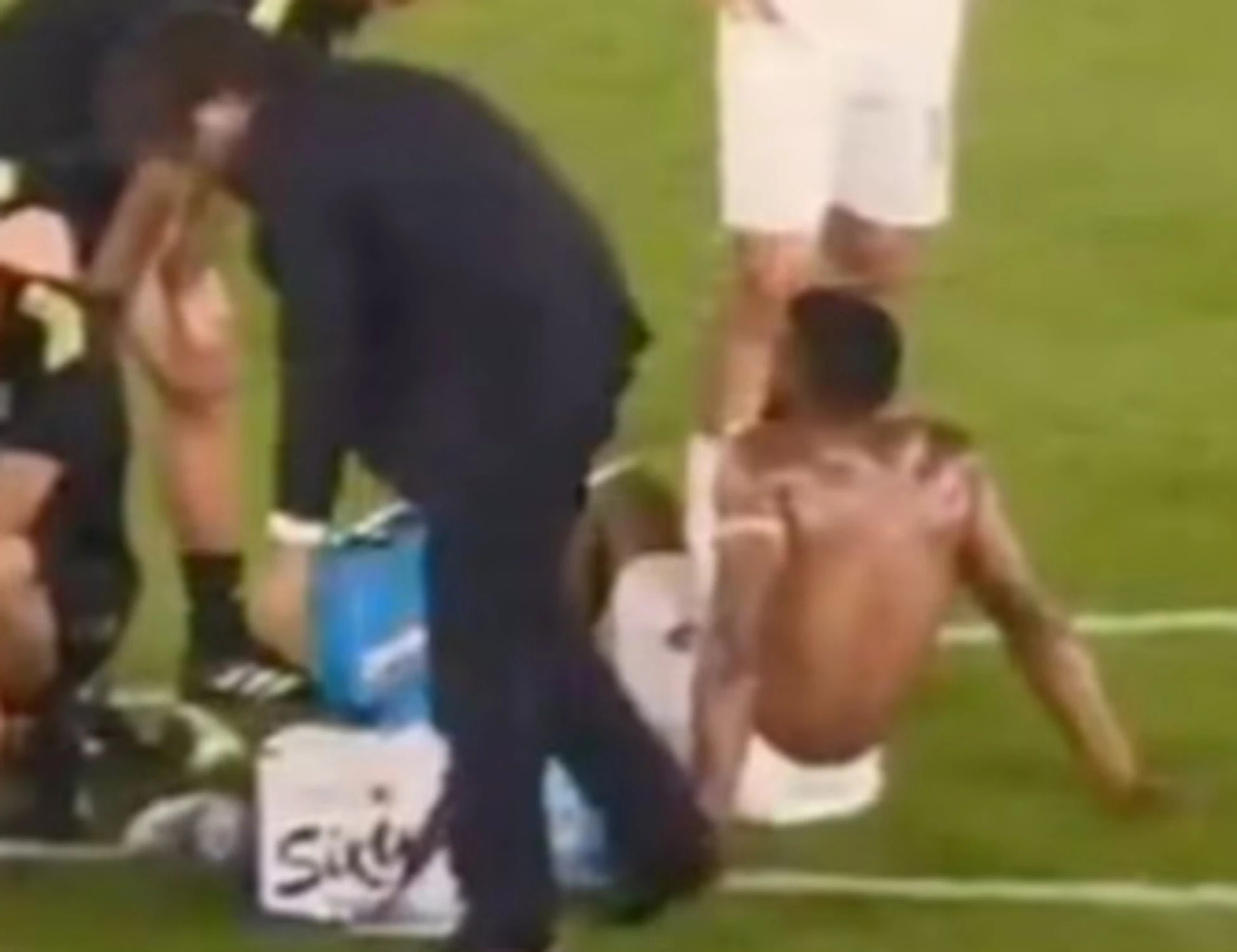 Juventus, Bremer si accascia a terra: Verona, terrore puro