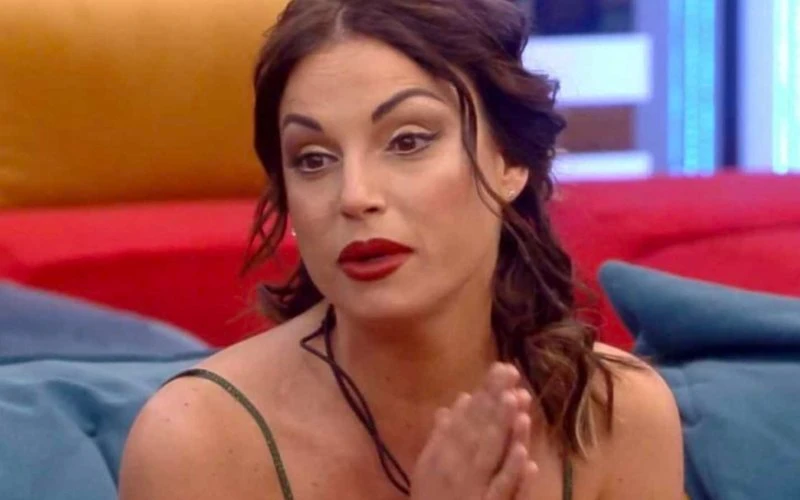 Grande Fratello, per Francesca De Andrè si mette malissimo: "Fa le marchette e ruba", accusa terrificante