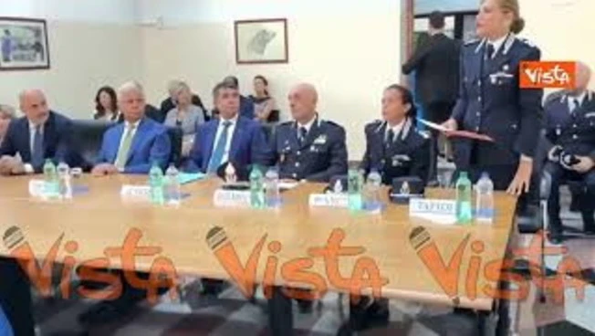Piantedosi visita Dipartimento della Protezione civile