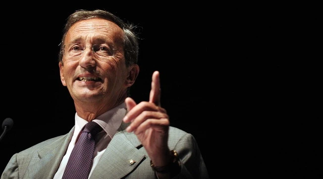 Gianfranco Fini, Cardini: "Perché va in tv?", sospetto-bomba