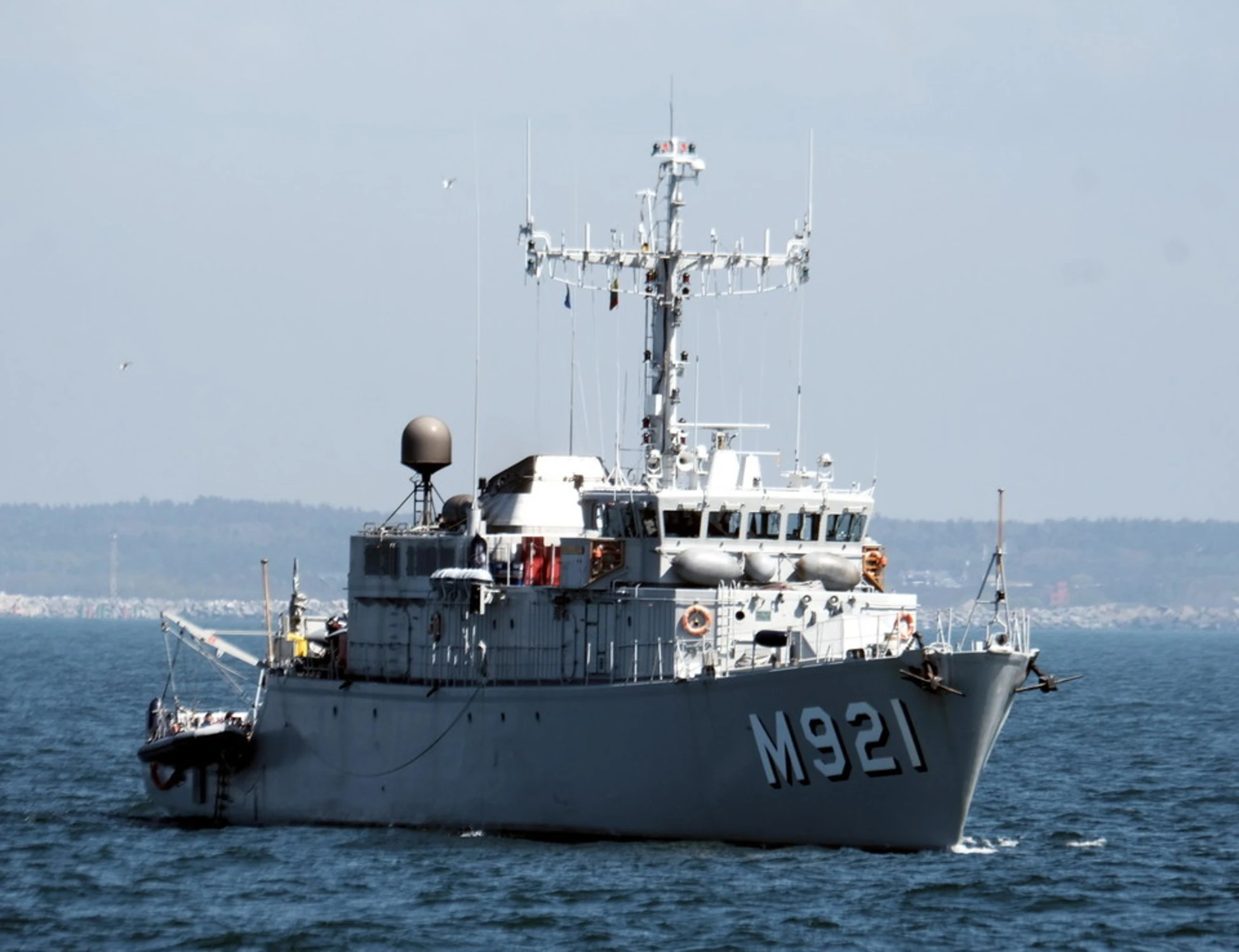 Iran, la missione dei "dragamine": liberare lo stretto di Hormuz