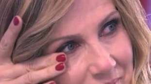La Vita in Diretta, Lorella Cuccarini fatta fuori perché filosovranista? Cosa spunta online