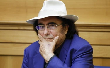 Macron, Meloni e "Felicità"? Albano: "Spero non finisca come con Romina"