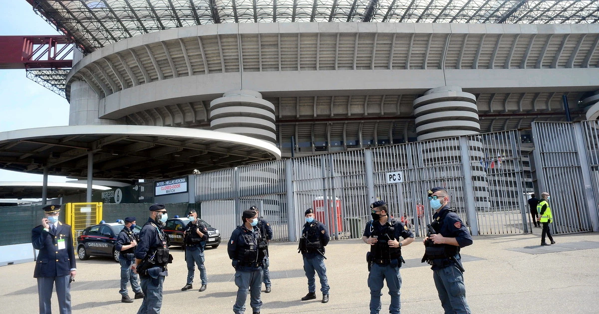 San Siro, la giunta di Beppe Sala ostaggio dei comitati "no stadio": affossato il piano di Inter e Milan