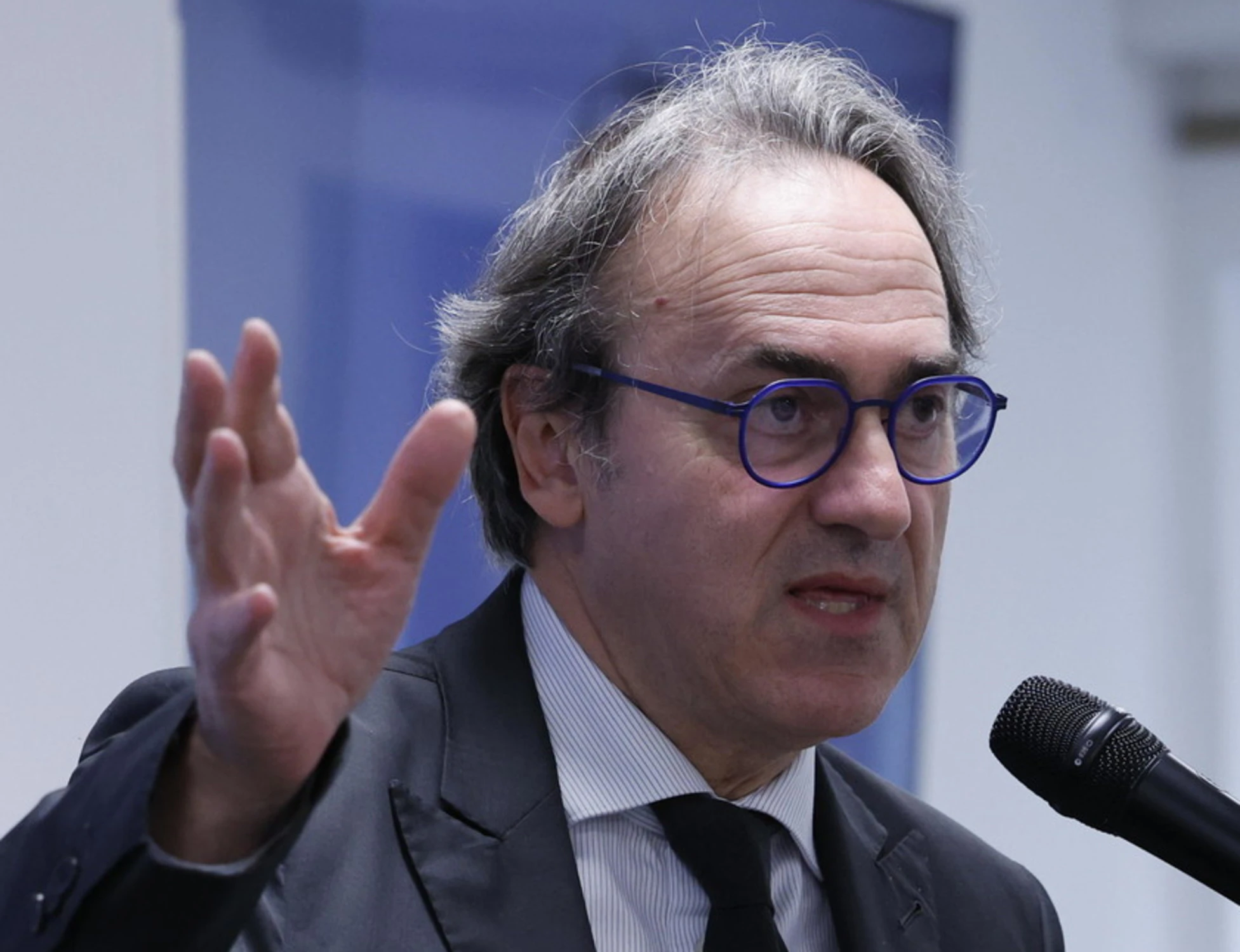 Angelo Bonelli, ennesimo delirio: "Meloni vuole incarcerare i lavoratori in sciopero"