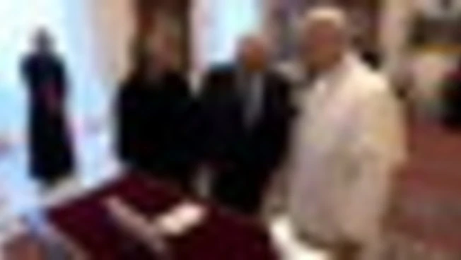 https://media.liberoquotidiano.it/pNQUUG8ONfsoxUfMqxKBRY-UG40gz_72zrd13wB7wOc/width:800/quality:90/aW1hZ2VzLzIwMjUvMTAvMjUvMTQwMTI2MDMzLWFhNmE2OTAxLWQ3NzktNGFmYi05ZjRmLTI0NmM5OTRiZWVmZC5qcGc.webp