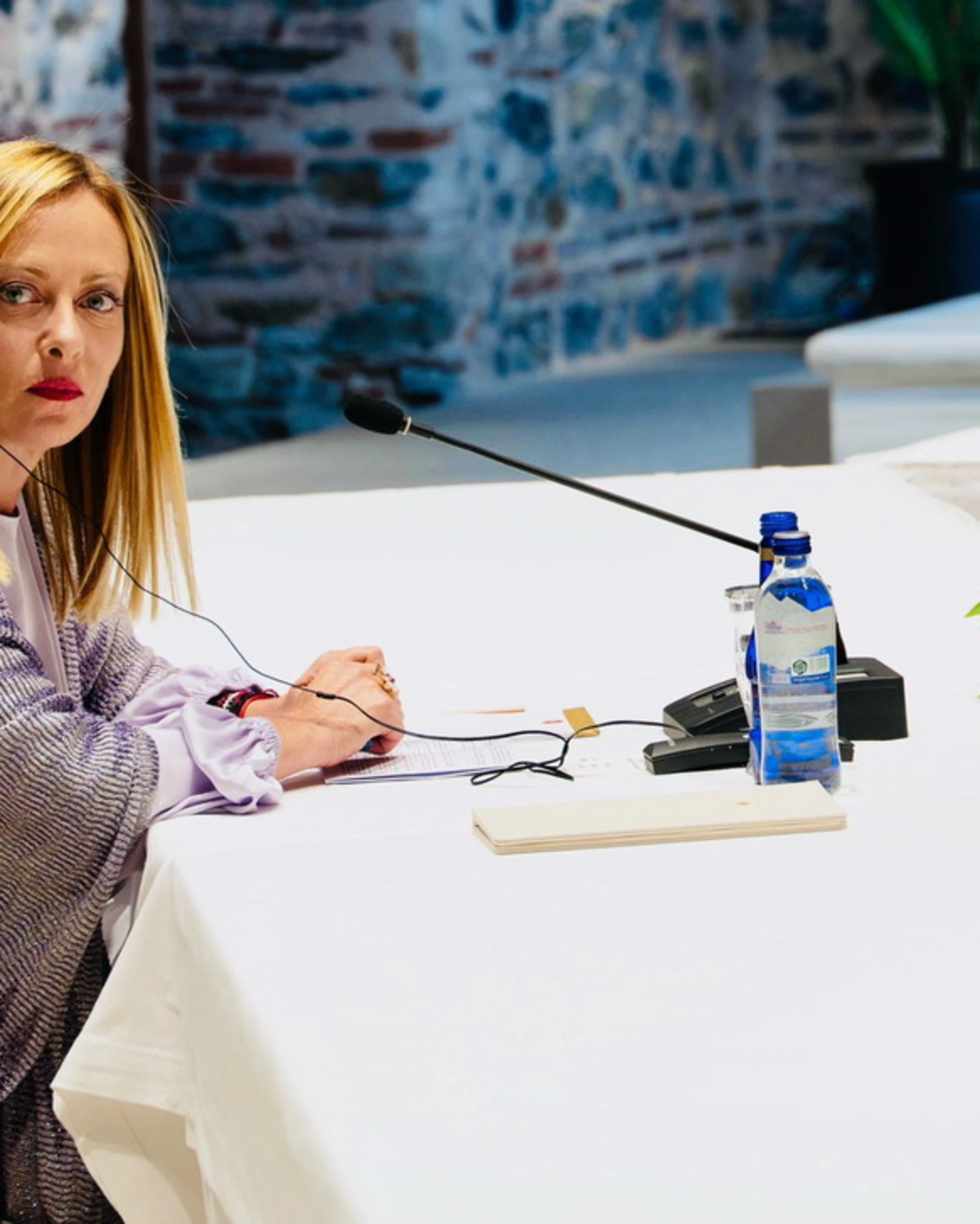 Meloni condanna Putin: "Questo lo dimostra". E a sinistra la attaccano