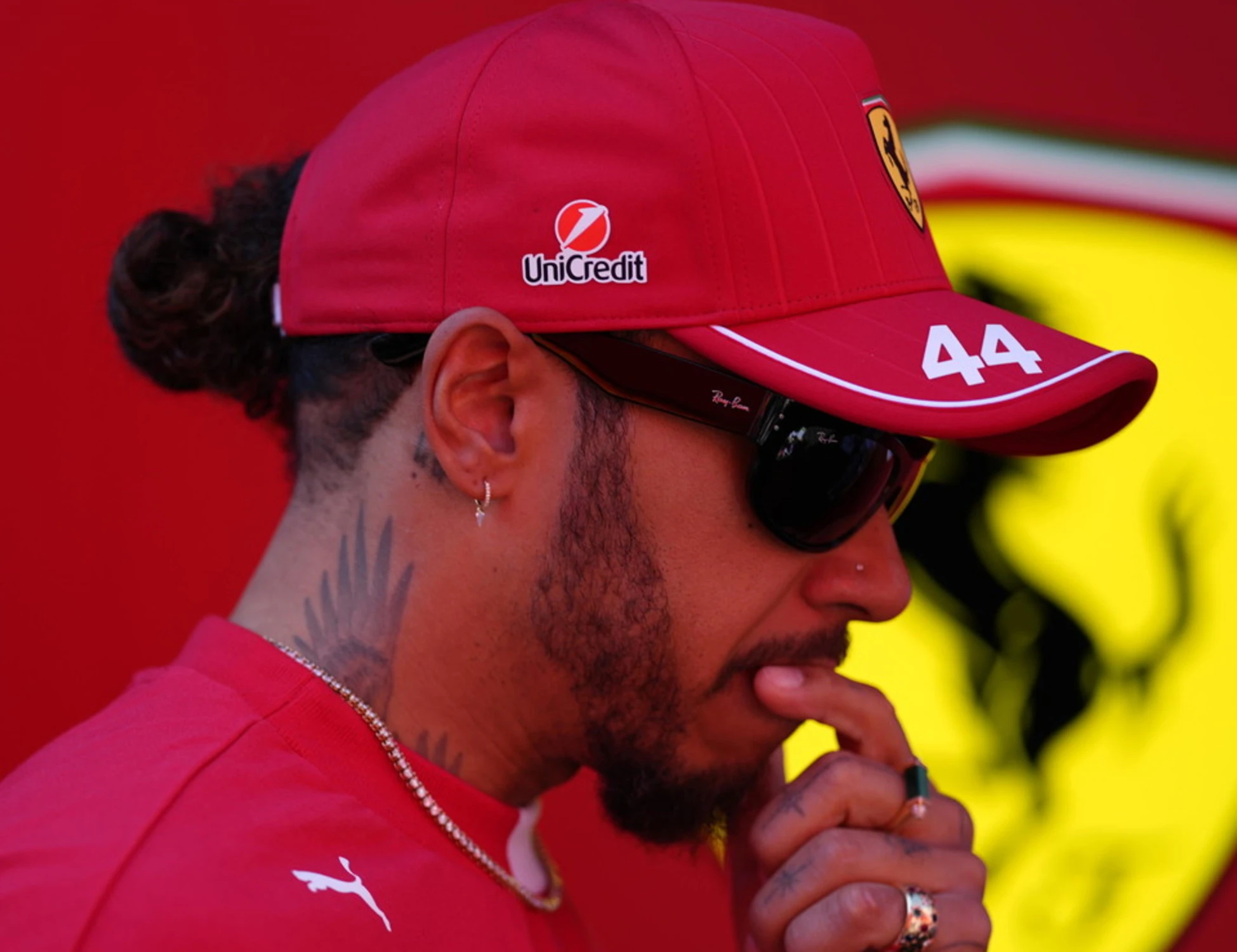 Lewis Hamilton, tra crisi infinita e tanti dubbi: ombre sulla Ferrari