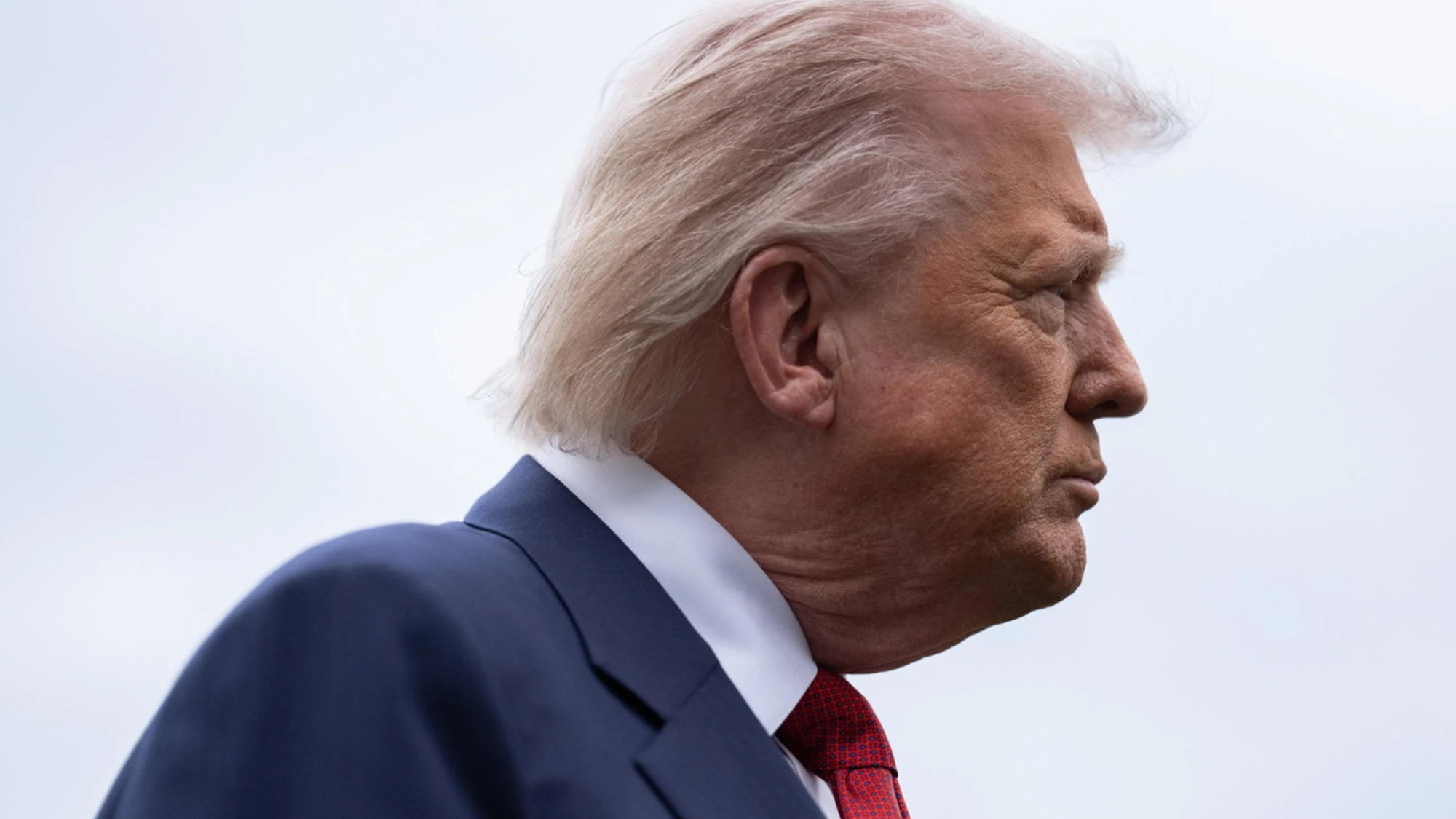 Secondo voi Trump farà un blitz militare a Cuba?