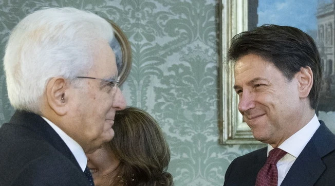 Sergio Mattarella e l'appello di Giuseppe Conte: così Matteo Renzi tornerà a trattare con ancora più potere?