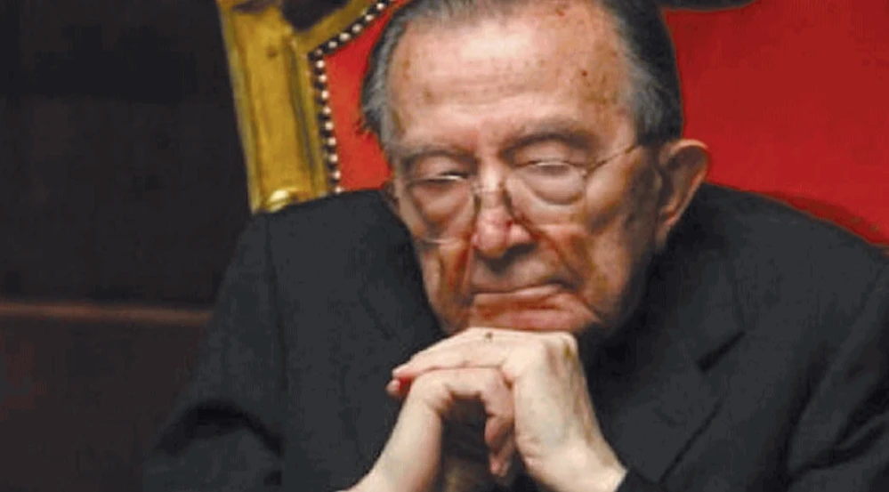 Giulio Andreotti, la vergogna della Rai 3 grillina: come lo hanno ricordato in tv