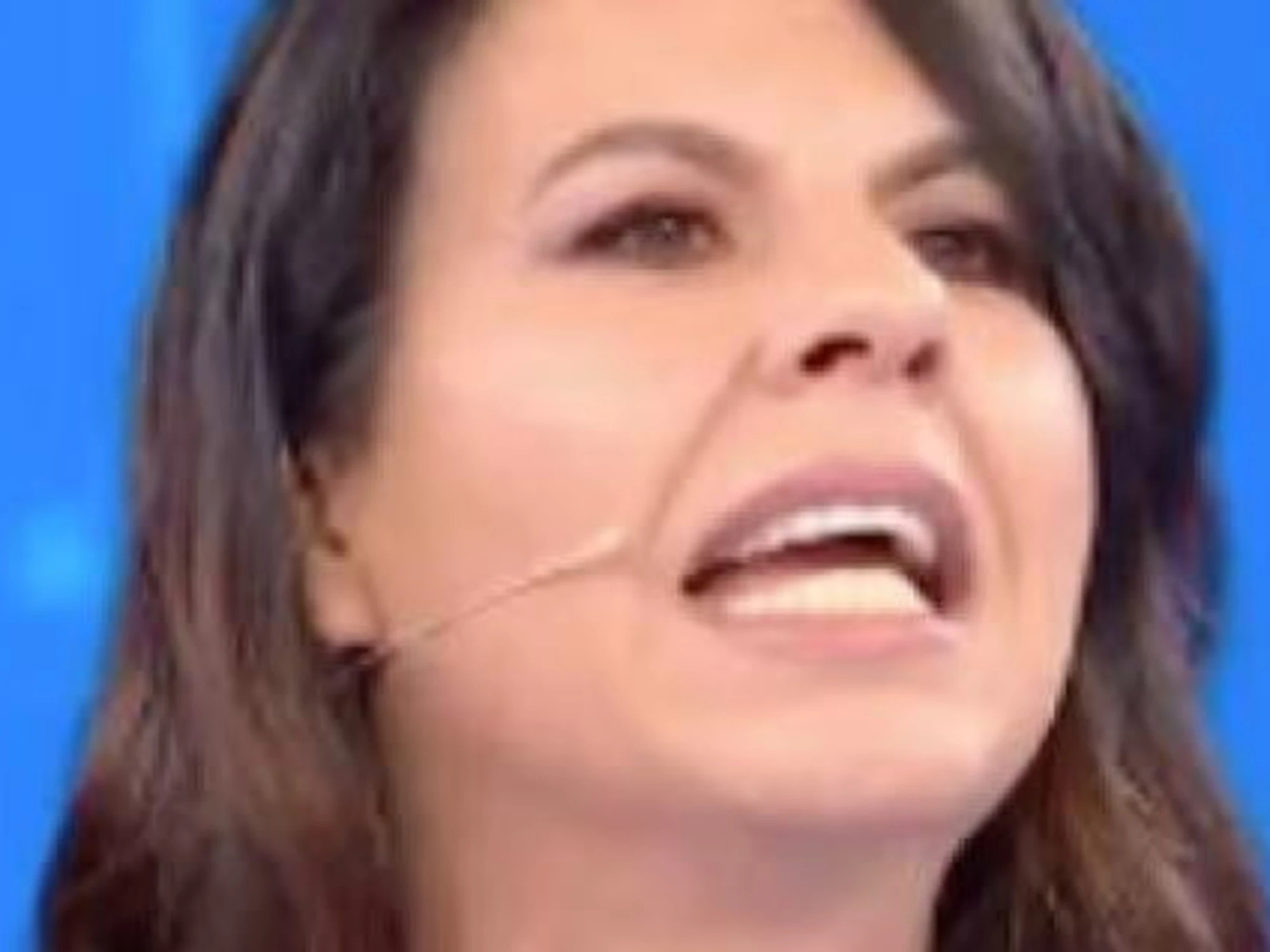  Amici, dopo il monologo Geppi Cucciari litiga sui social