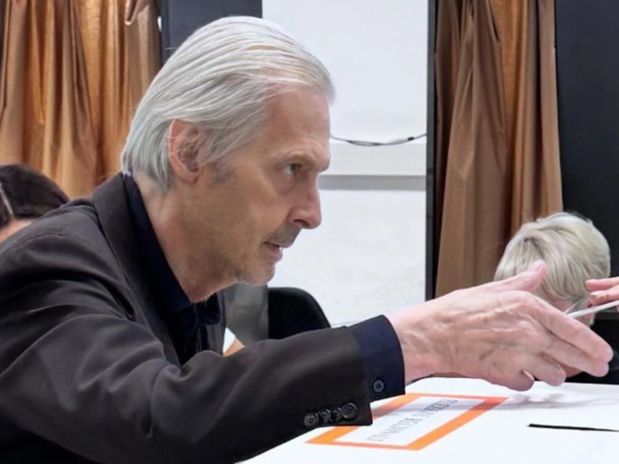 Vittorio Sgarbi tutto da godere: "Il mio testamento... ?"