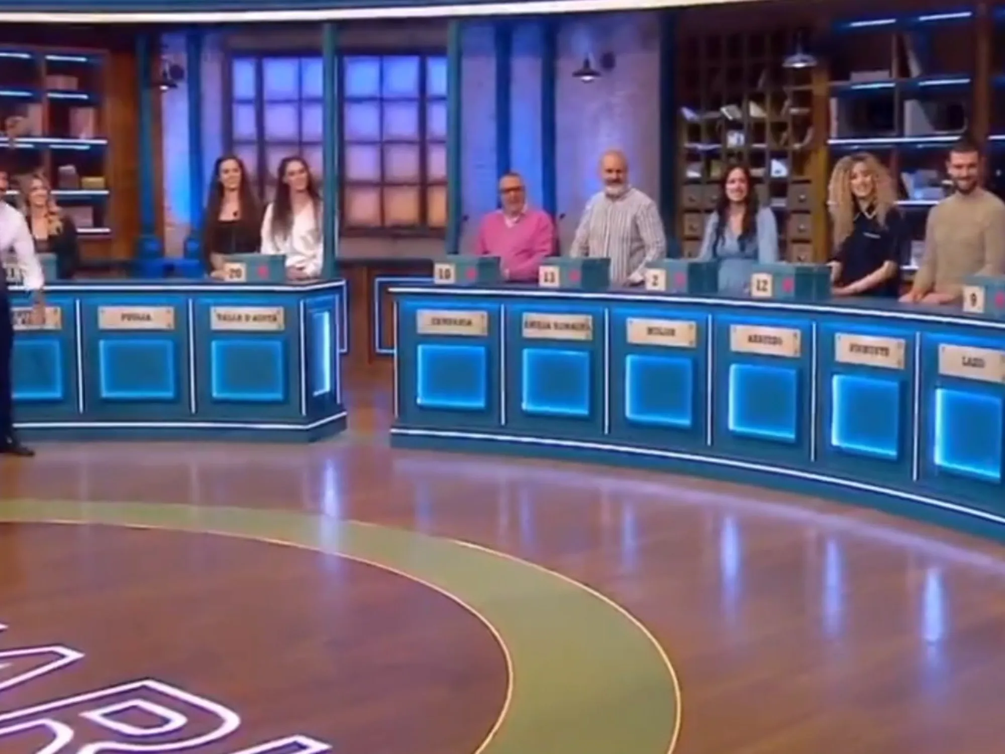 Affari Tuoi, De Martino esasperato: scaglia una ciabatta contro Herbert Ballerina