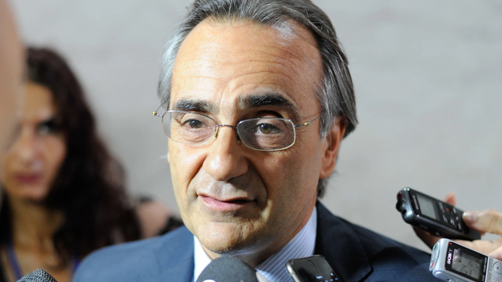 Sea Watch, il presidente del Tribunale che ha condannato l'Italia è l'autore del libro anti-referendum