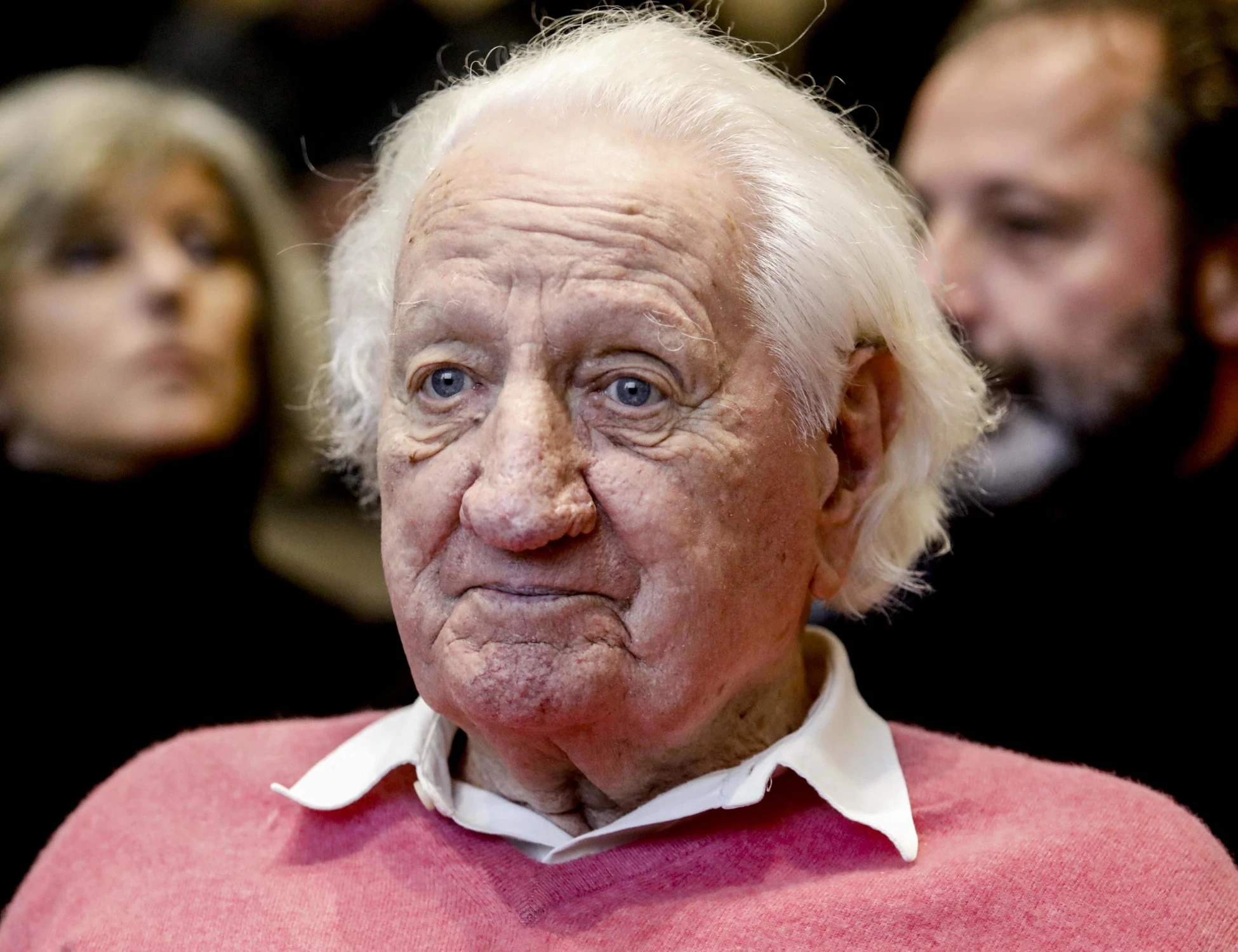 Forattini, il vignettista scorretto che rivoluzionò la satira politica