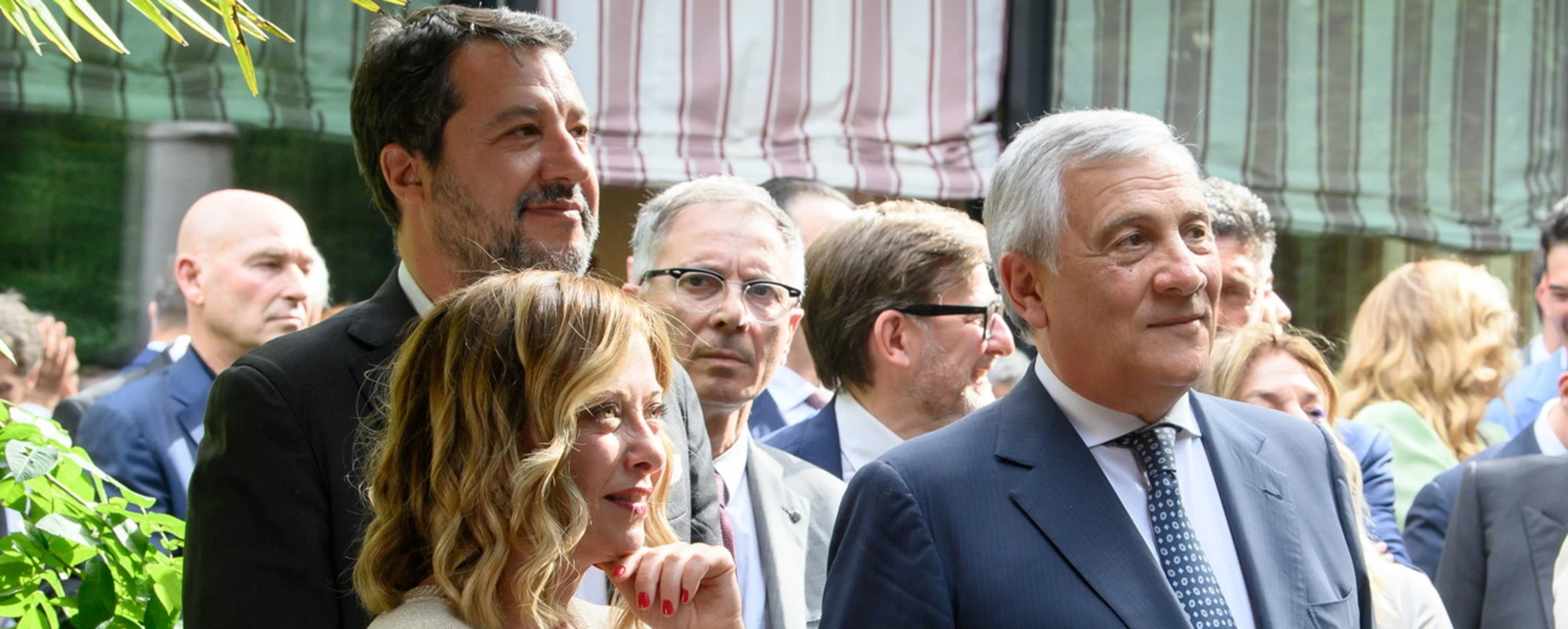 Leggi l'articolo: Campania, il sondaggio che cambia tutto: &quot;3 punti&quot;, panico a sinistra