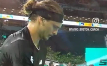 Zverev tira fuori una siringa nel bel mezzo della finale contro Cobolli