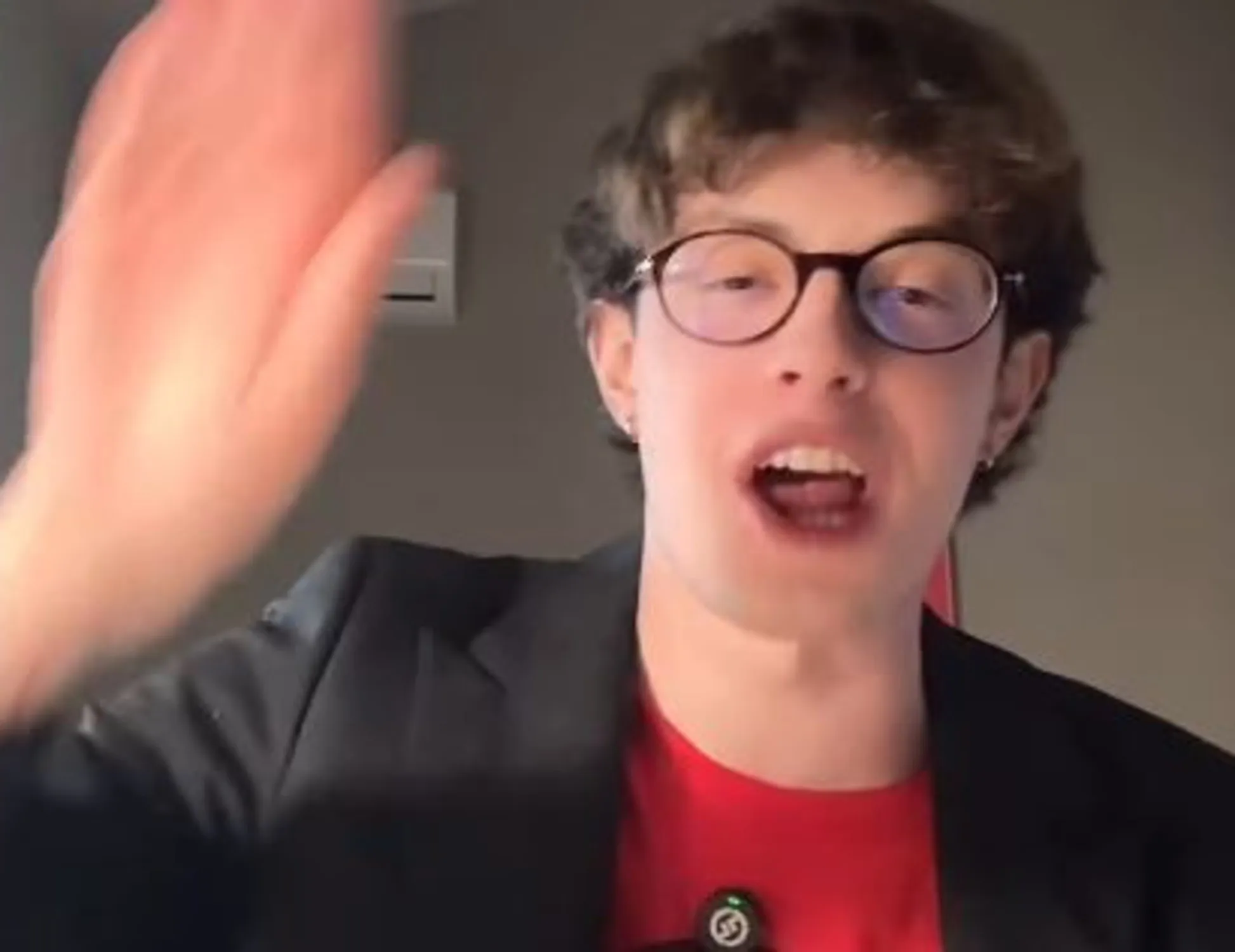 Leggi l'articolo: Altro che TeleMeloni: in Rai l'influencer amico del Pd: chi è