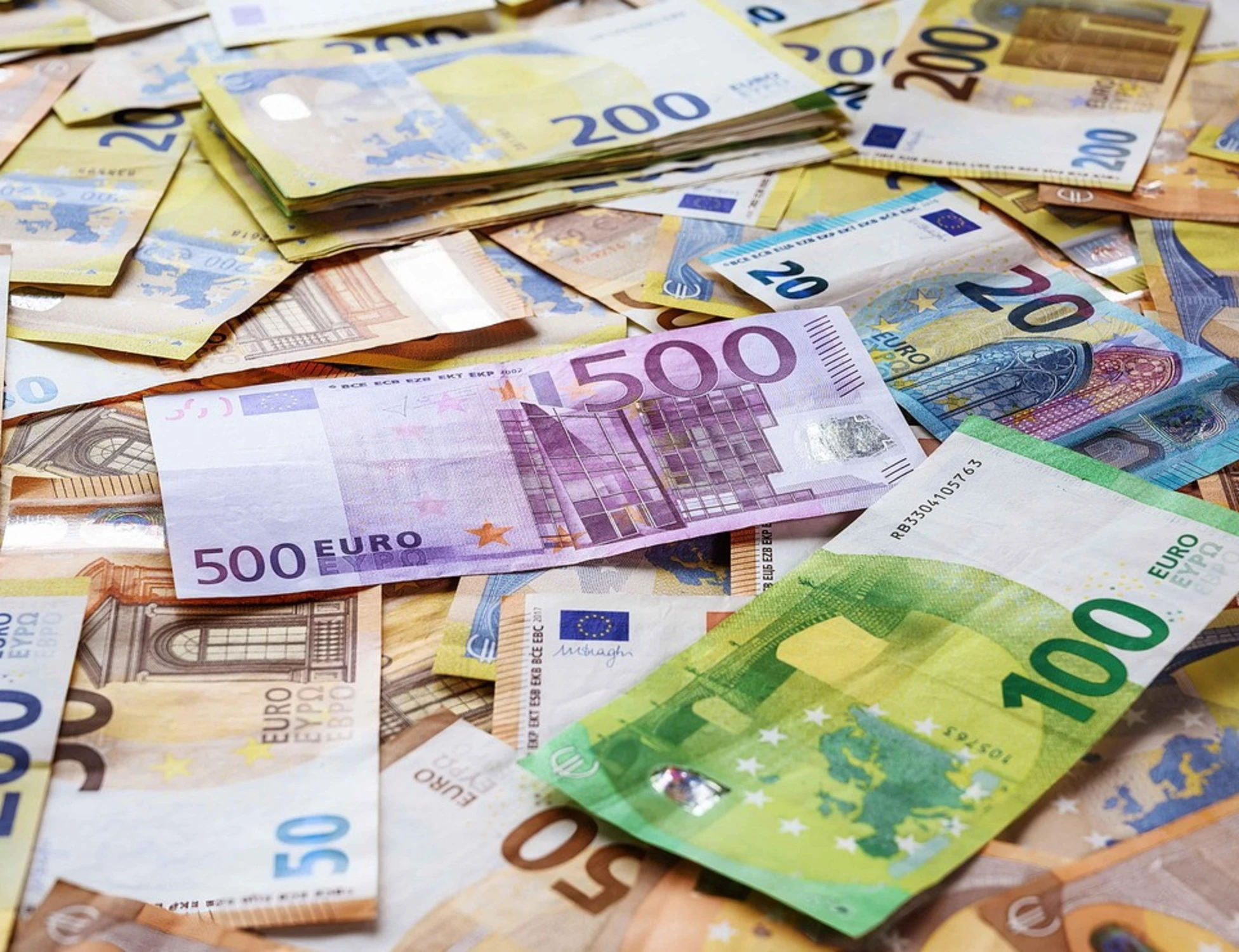 Buoni pasto, il piano del governo: 500 euro in più in busta paga