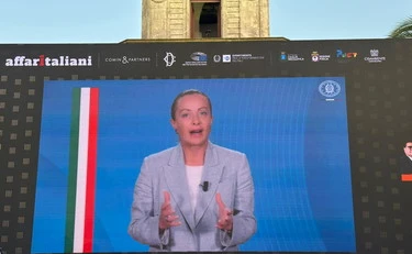 Giorgia Meloni, Bloomberg: "Entra nei libri di storia"