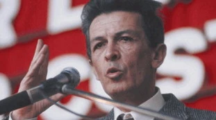 I sinistrati fanno santo Berlinguer