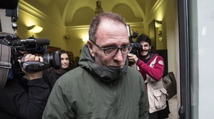 Alfredo Cospito, i vip rossi scrivono a Nordio: "Prima che sia tardi"