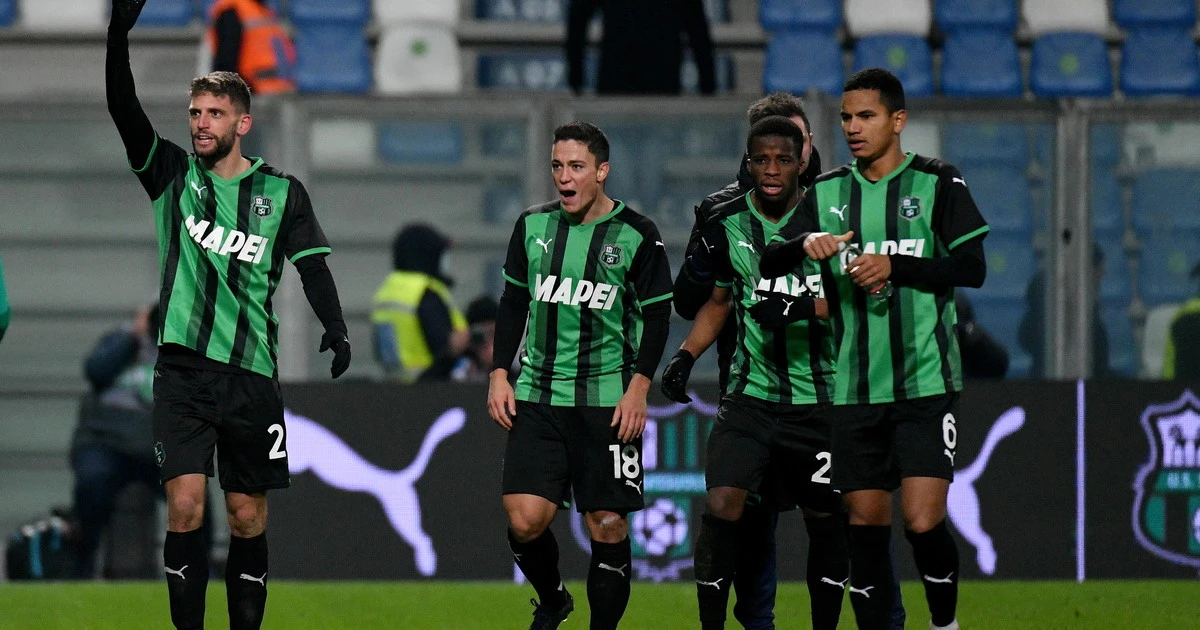 Serie A, la Lazio si fa rimontare: il Sassuolo in sei minuti ribalta il match